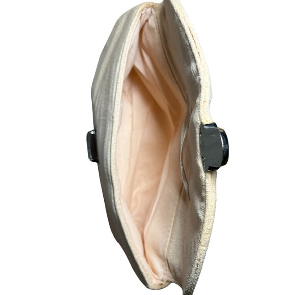 Marc Jacobs Small White Clutch - Picture 7 of 7